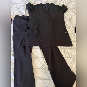 Gently used, great condition. Stretchy material